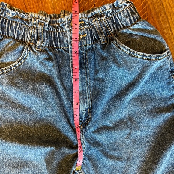 H&M DIVIDED Paper-bag Mom Jeans - Picture 6 of 12